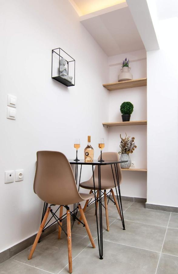 Luxury Apartment In The Center Rhodes City エクステリア 写真